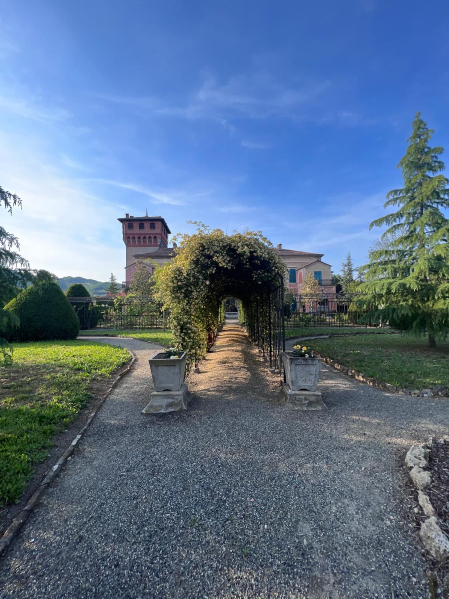 Hotel Il Castello di Bubbio Esterno foto