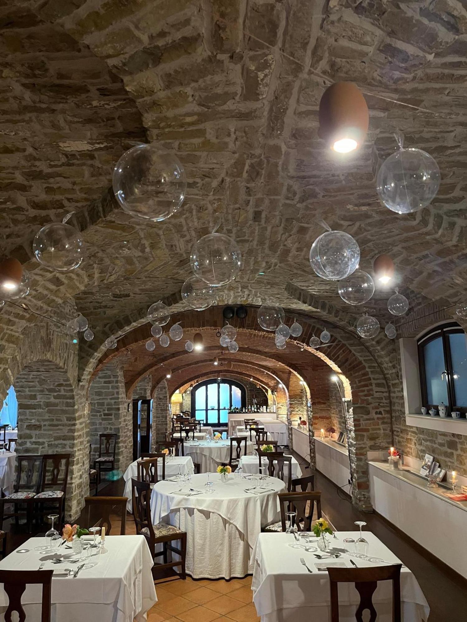 Hotel Il Castello di Bubbio Esterno foto