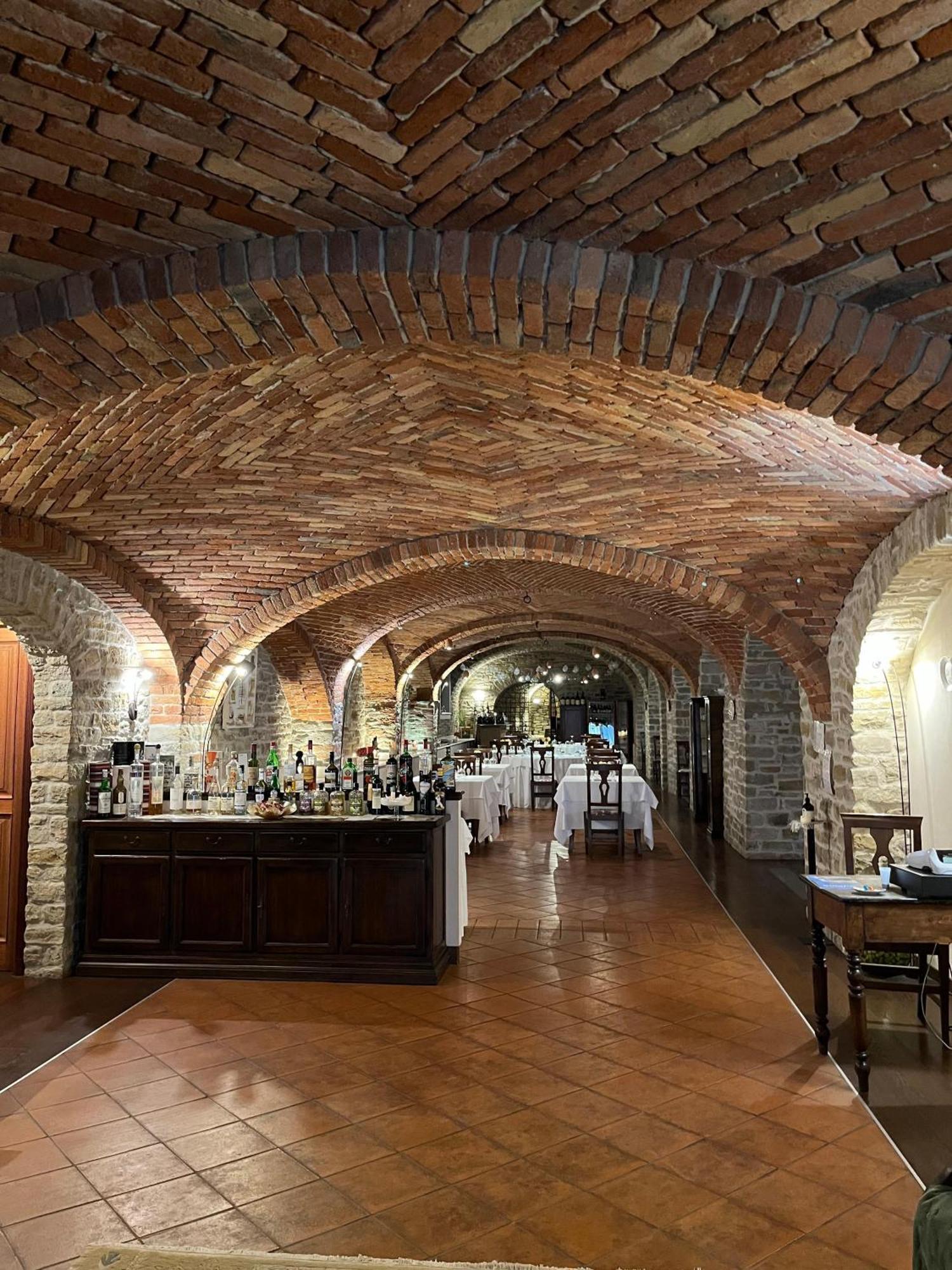 Hotel Il Castello di Bubbio Esterno foto
