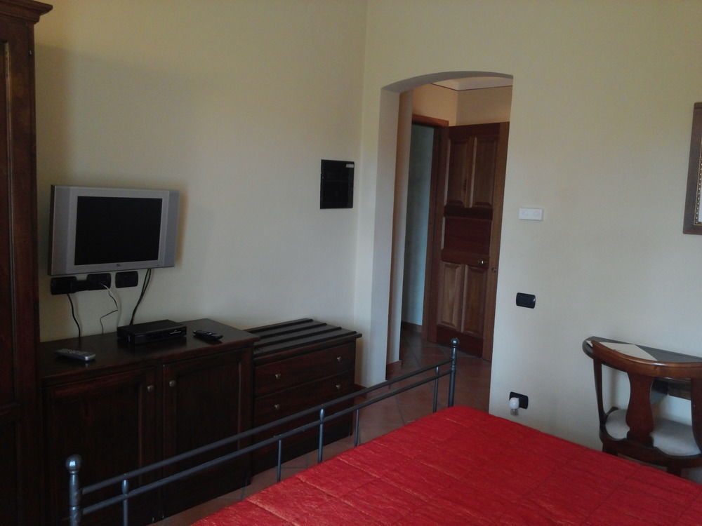 Hotel Il Castello di Bubbio Esterno foto