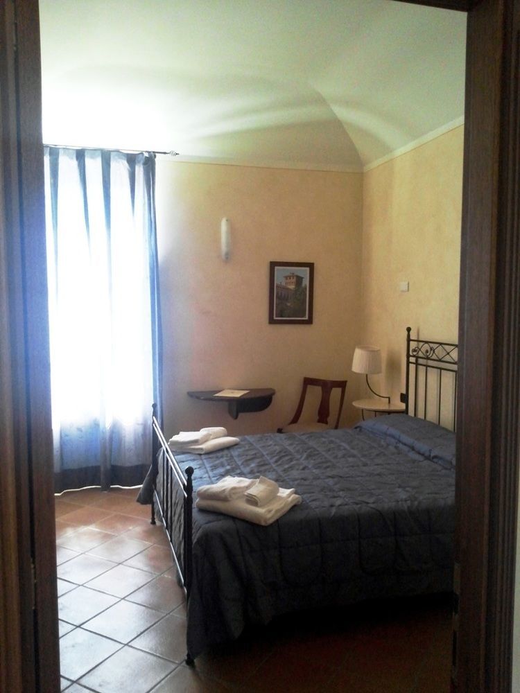Hotel Il Castello di Bubbio Esterno foto