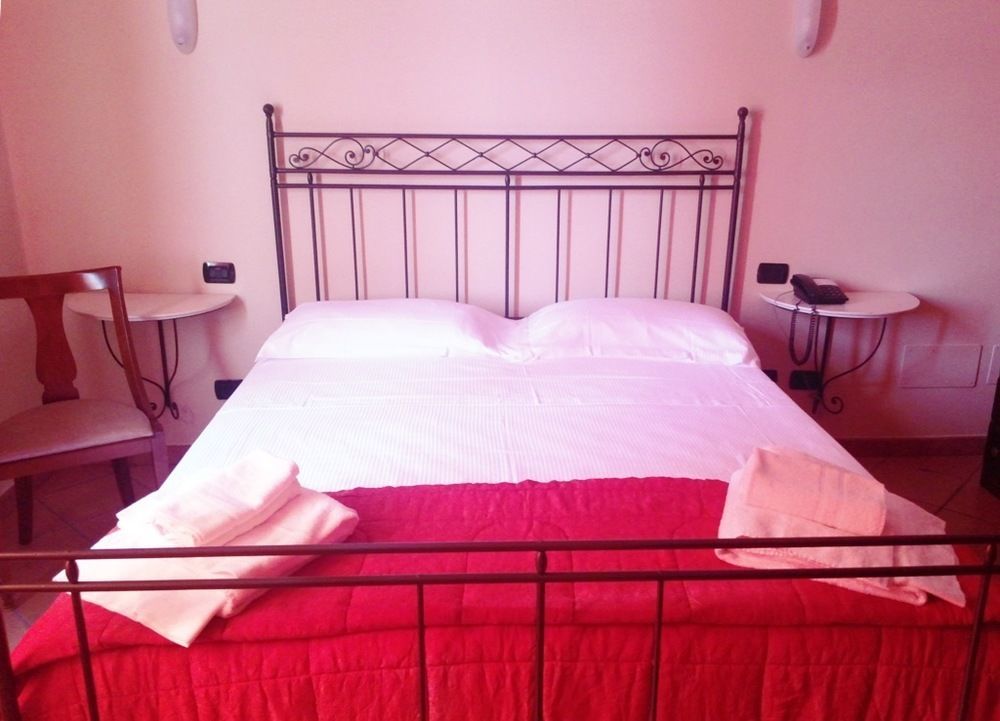 Hotel Il Castello di Bubbio Esterno foto