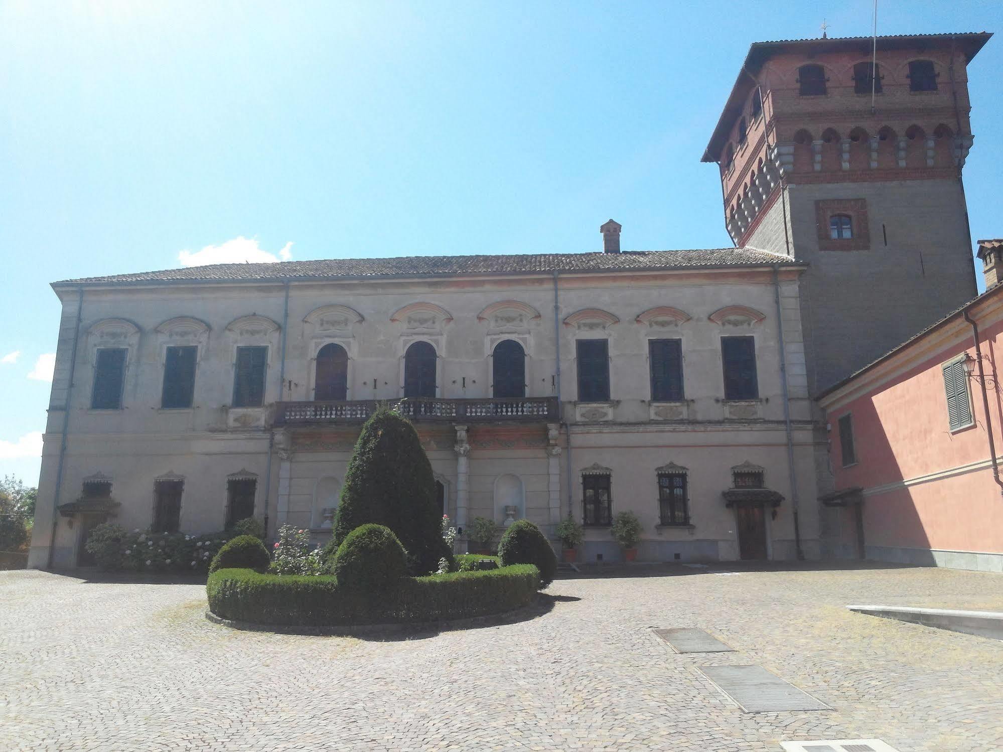 Hotel Il Castello di Bubbio Esterno foto